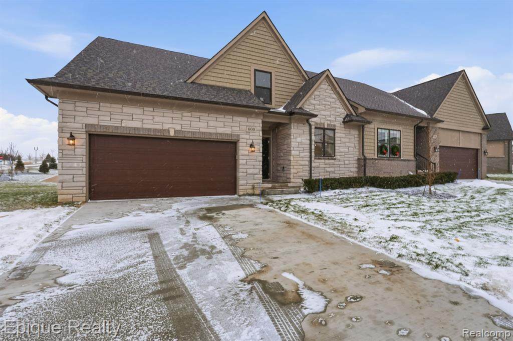 600 Cornerstone Drive - Photo 1