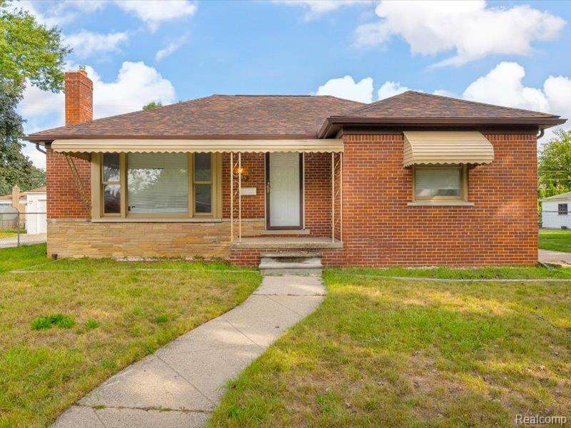 16125 Lincoln Avenue - Photo 1