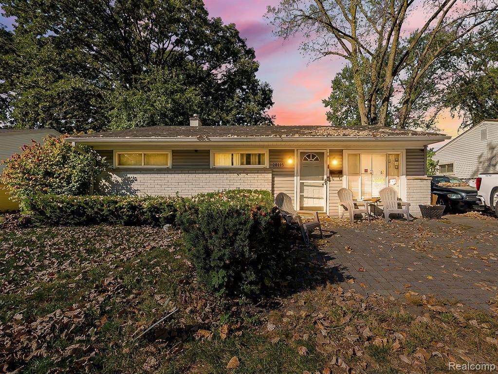 28115 Everett Street - Photo 1