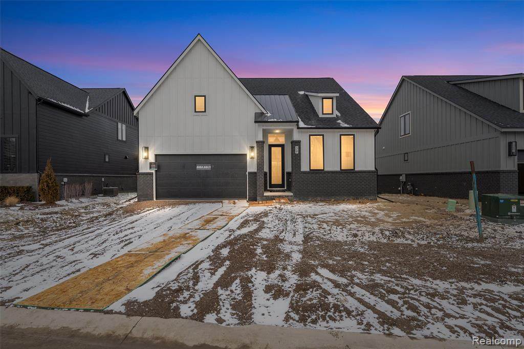 39 South Trail Court - Photo 1
