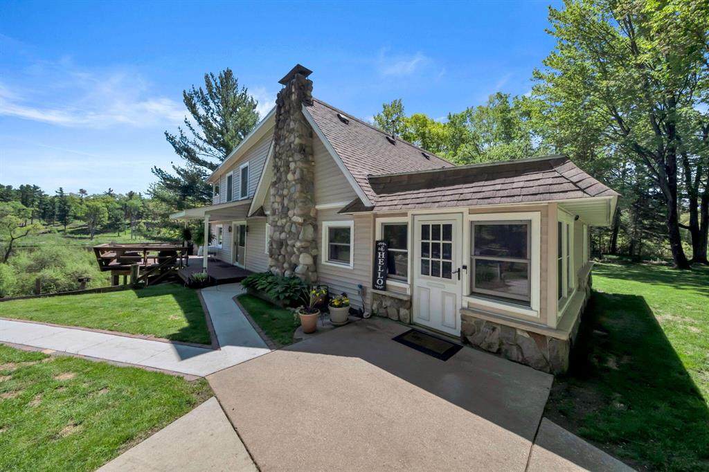 12260 183rd Avenue - Photo 1