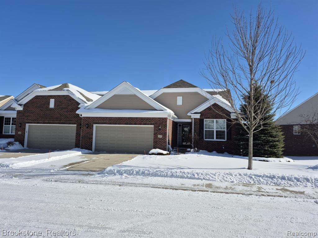 2081 Orwell Street - Photo 1