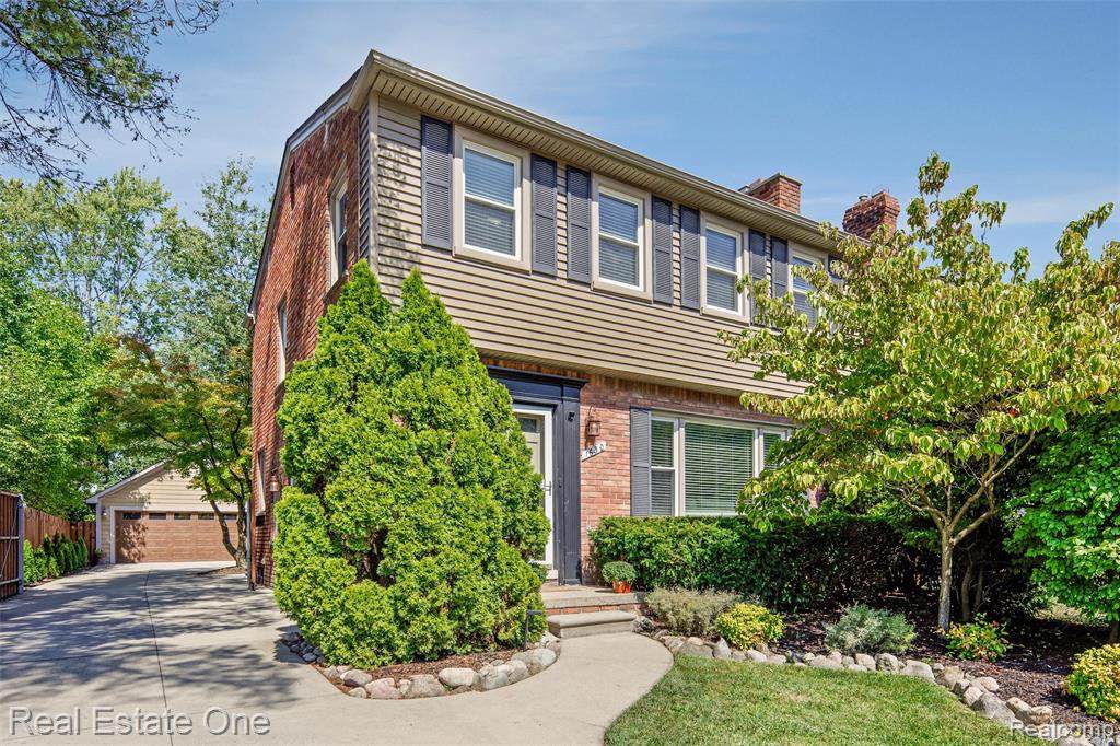 1630 12 Mile Road - Photo 1