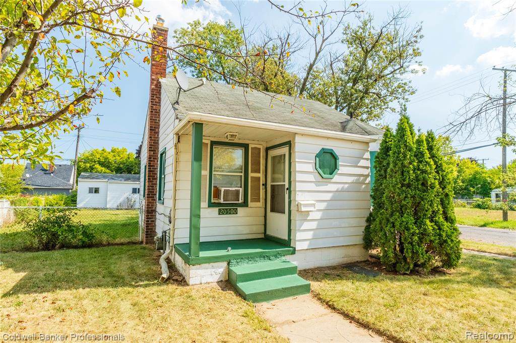 20500 Hickory Street - Photo 1