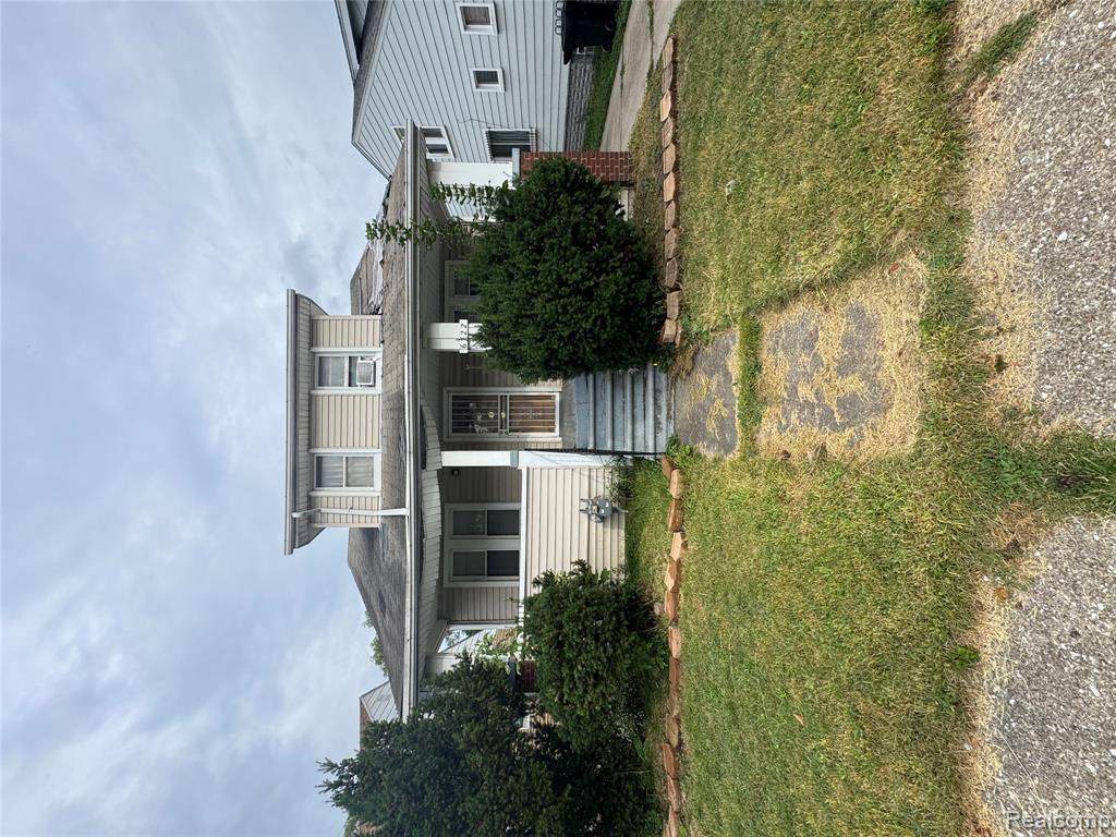 6722 Stahelin Avenue - Photo 1