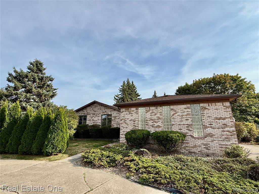 194 Long Lake Road - Photo 1