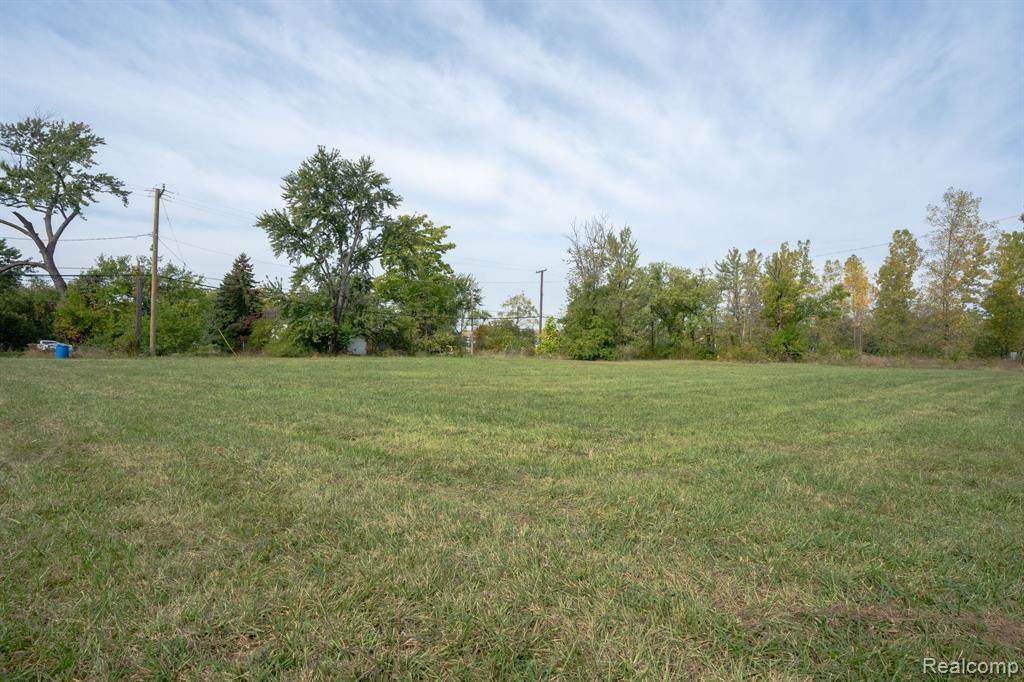 3363 14th Street - Photo 1
