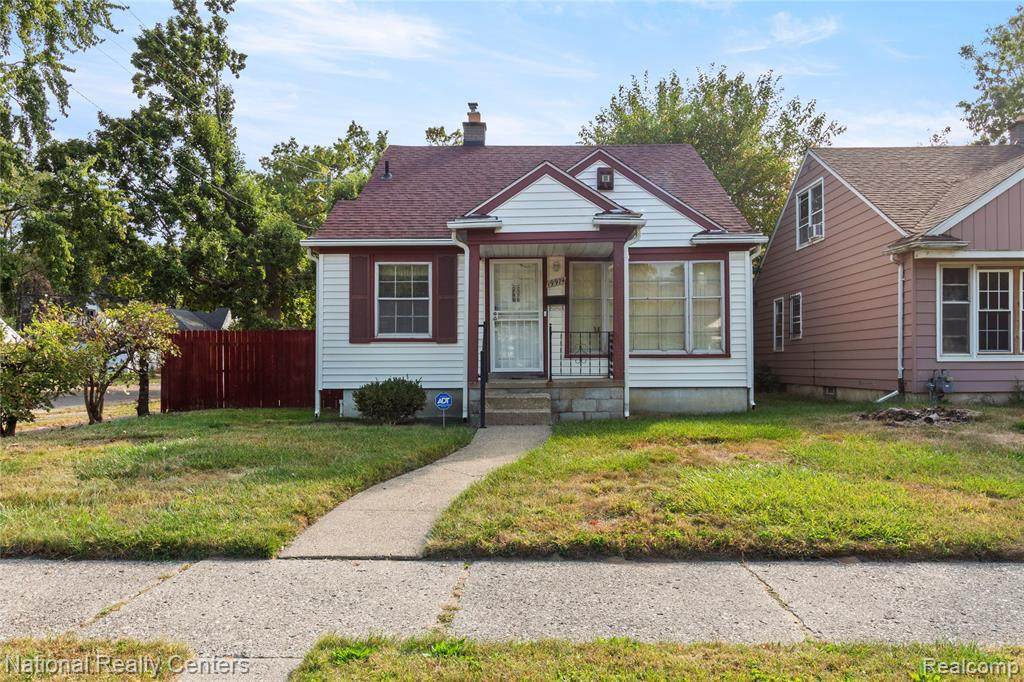 19974 Biltmore Street - Photo 1