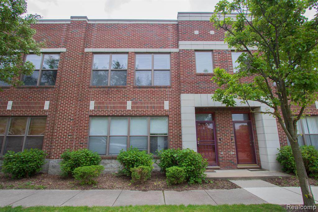 68 Bethune Street - Photo 1