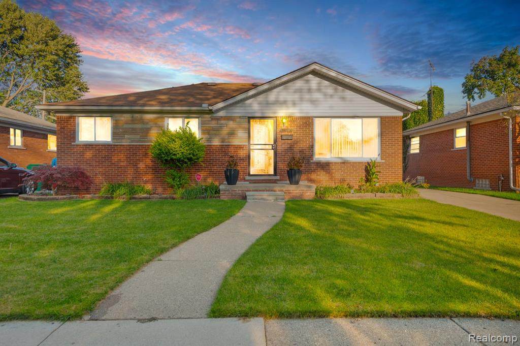 24880 Warrington Avenue - Photo 1