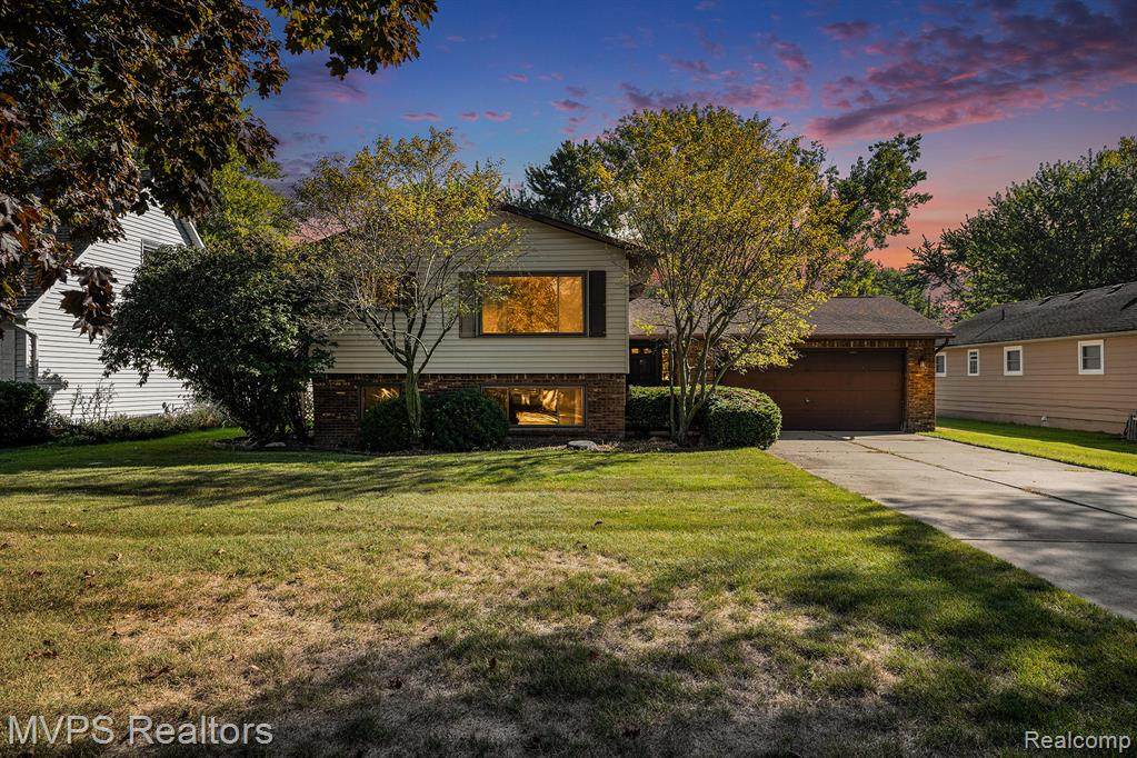 47812 Forbes Drive - Photo 1