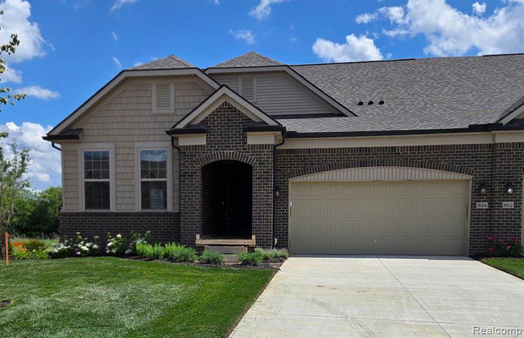 864 Kelpie Drive - Photo 1