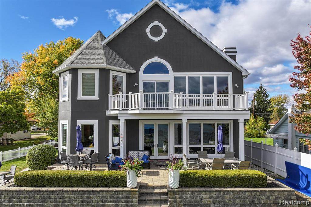 16083 Whitehead Drive - Photo 1