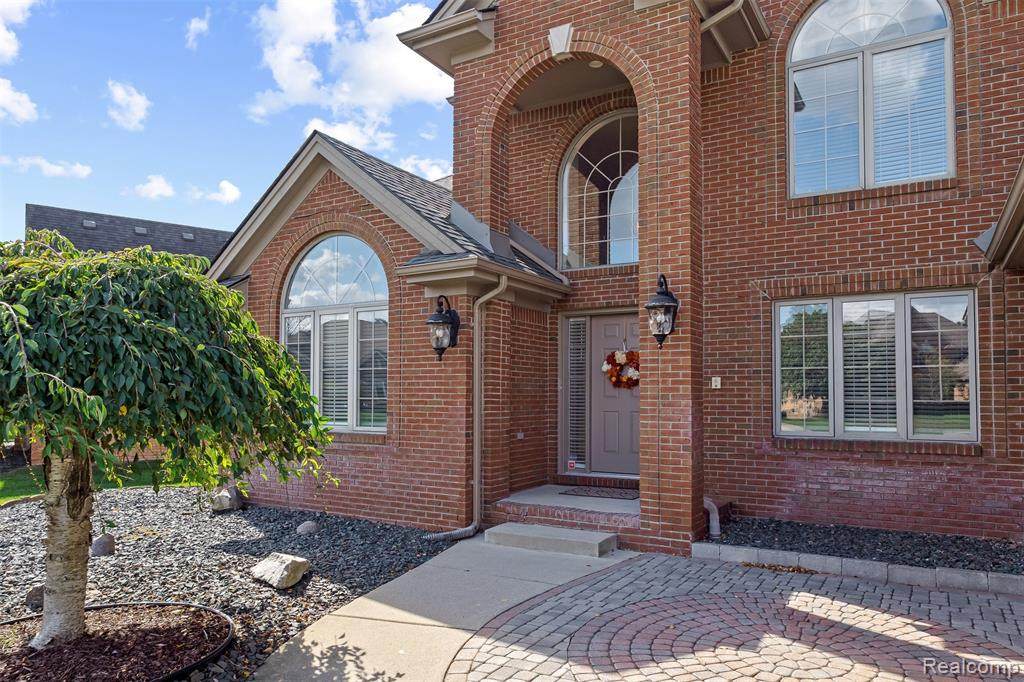 1628 Royal Birkdale Drive - Photo 1