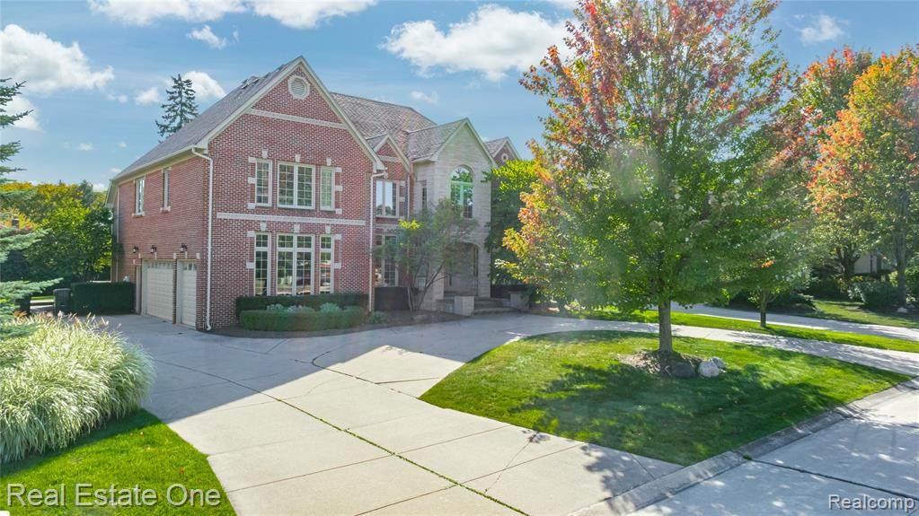 3879 Teakwood Lane - Photo 1