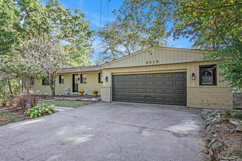 3015 Lakeview Boulevard - Photo 1