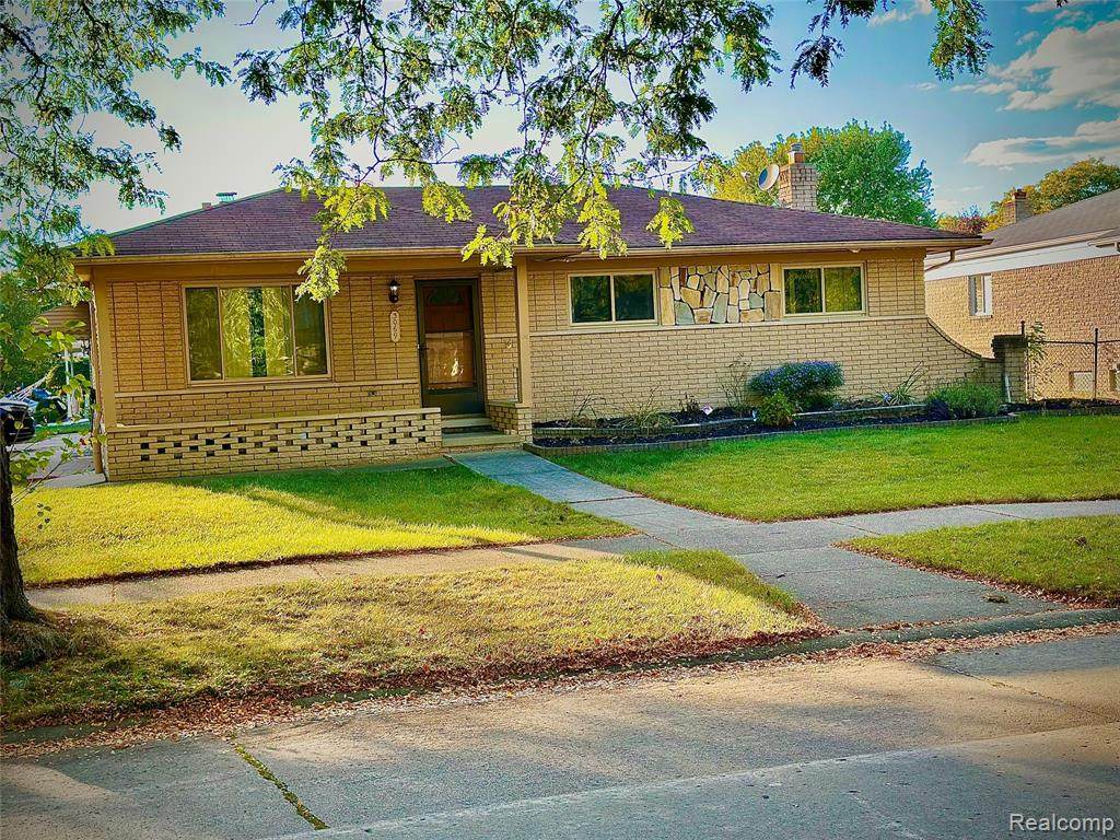 3069 Wolverine Drive - Photo 1