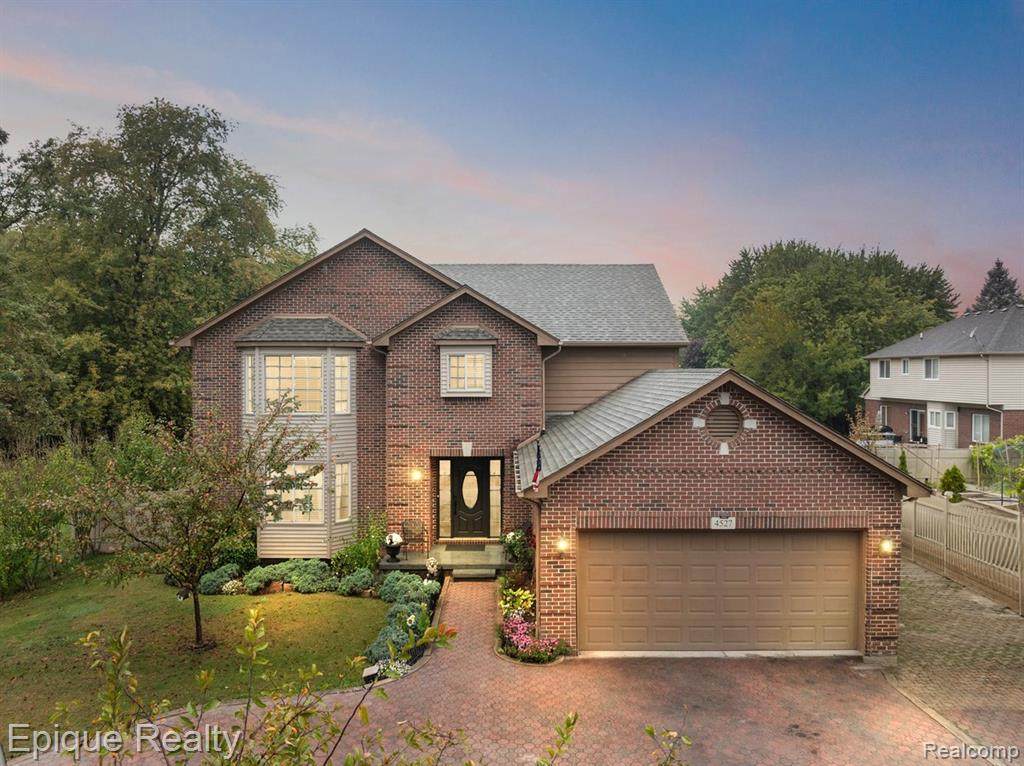 4527 Rochester Road - Photo 1