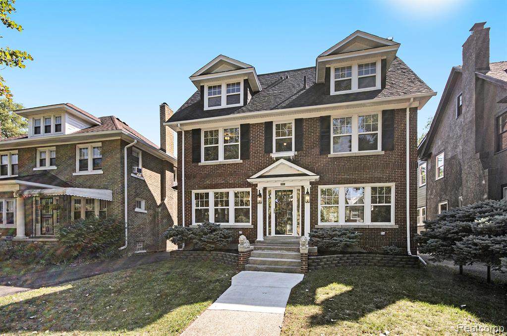 1467 Longfellow Street - Photo 1