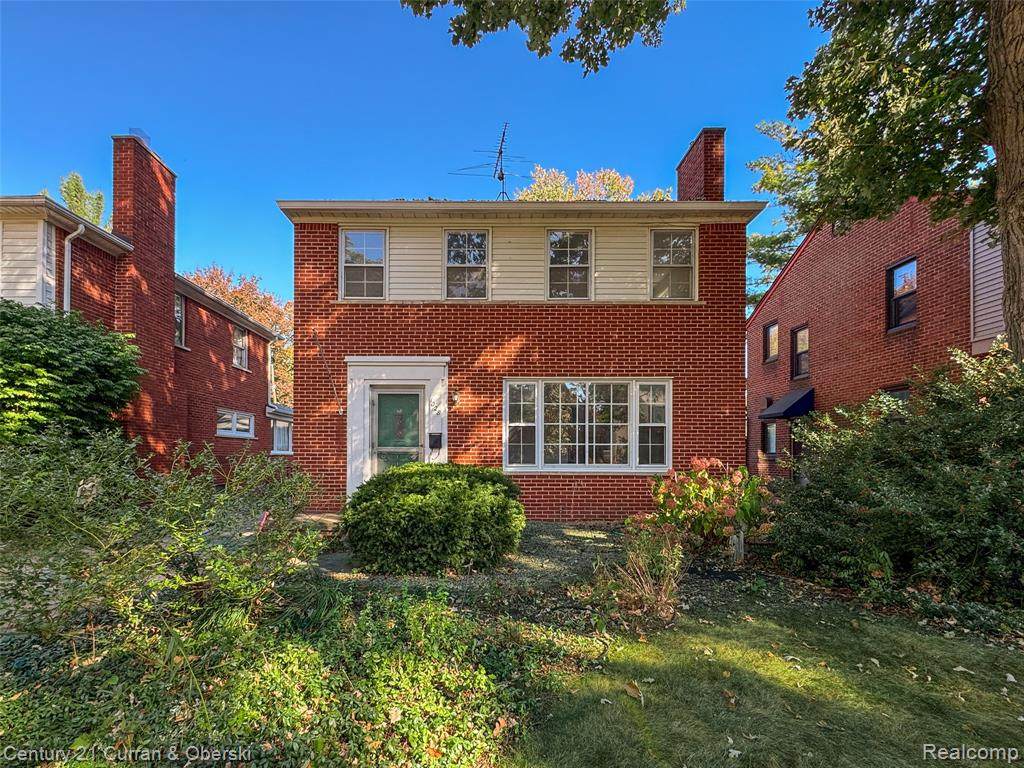 1028 Edgewood Drive - Photo 1