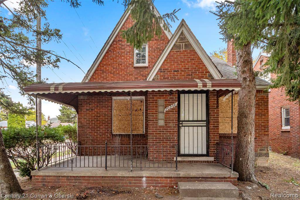 20264 Bramford Street - Photo 1