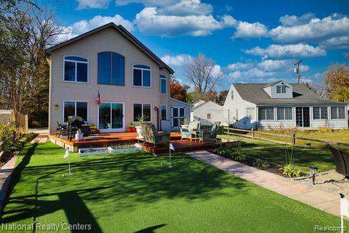 8819 Lagoon Drive - Photo 1