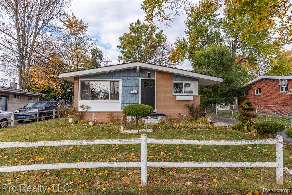 399 Boyd Street - Photo 1