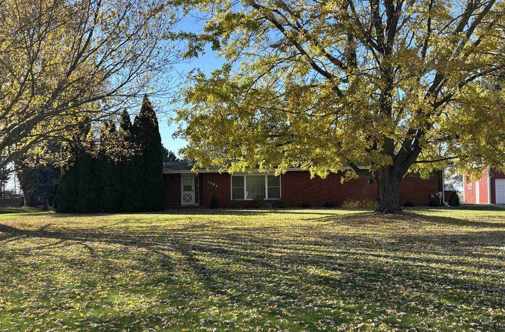 1484 Beyer Road - Photo 1