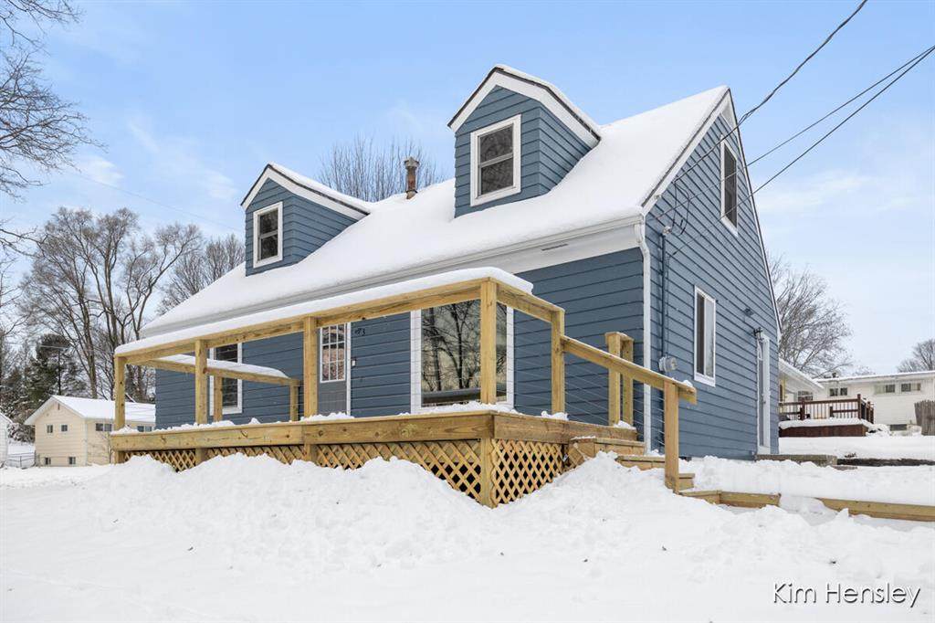 273 Summit Avenue - Photo 1