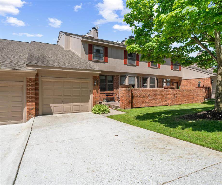 7288 Danbrooke Court - Photo 1