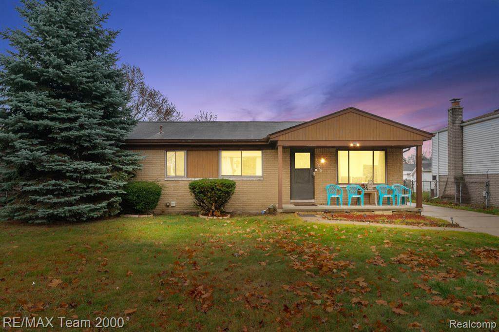 40220 Walter Drive - Photo 1