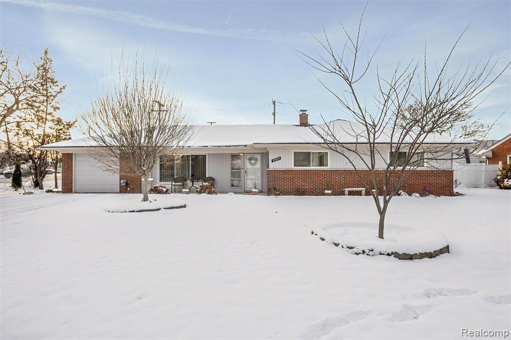 29517 Eastfield Street - Photo 1