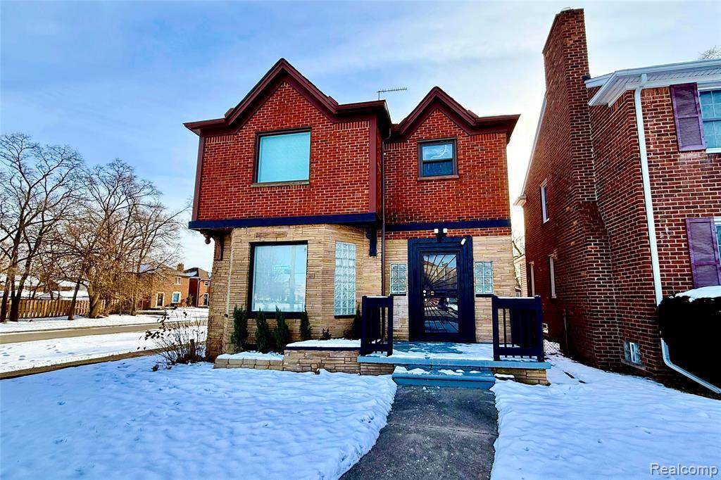 8401 7 Mile Road - Photo 1