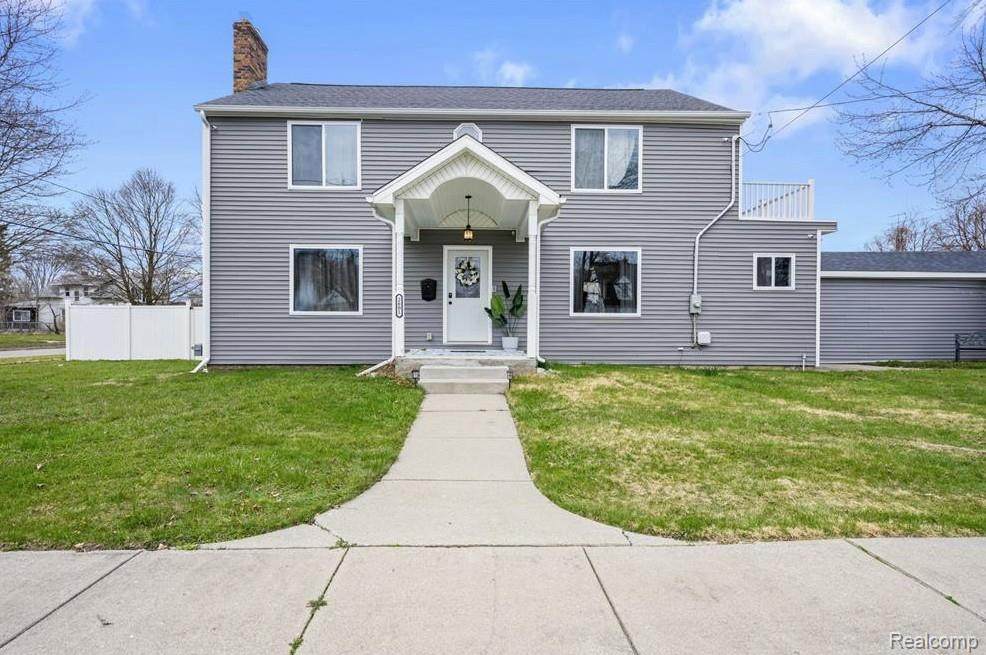 2601 Illinois Avenue - Photo 1