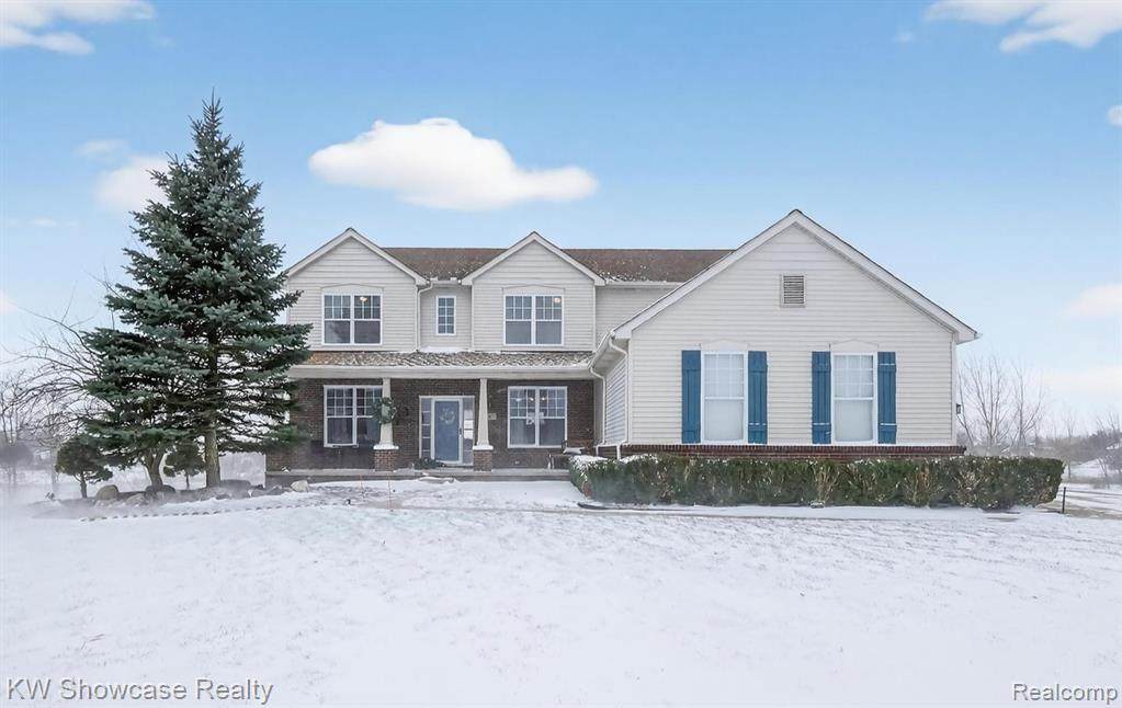 547 Brooks Court - Photo 1