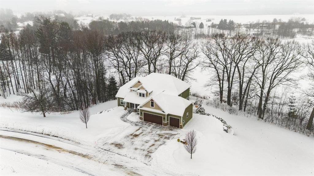 3149 Lake Meadows Circle - Photo 1