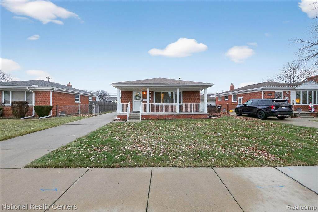 17609 Quarry Street - Photo 1