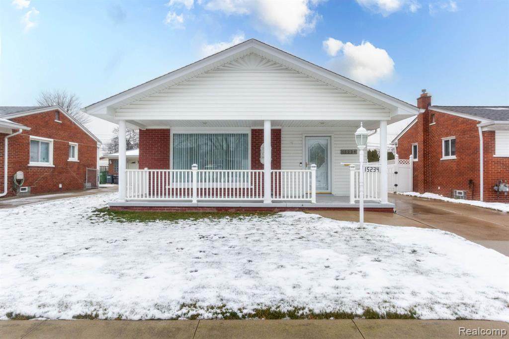 15234 Mulberry Street - Photo 1