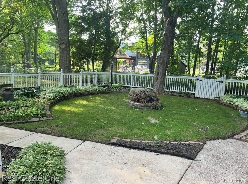 https://bt-photos.global.ssl.fastly.net/michigan/orig_boomver_2_648981409-2.jpg