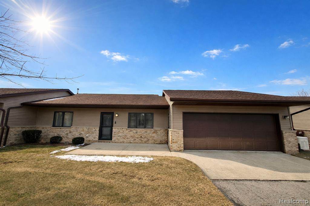 881 Amber Drive - Photo 1