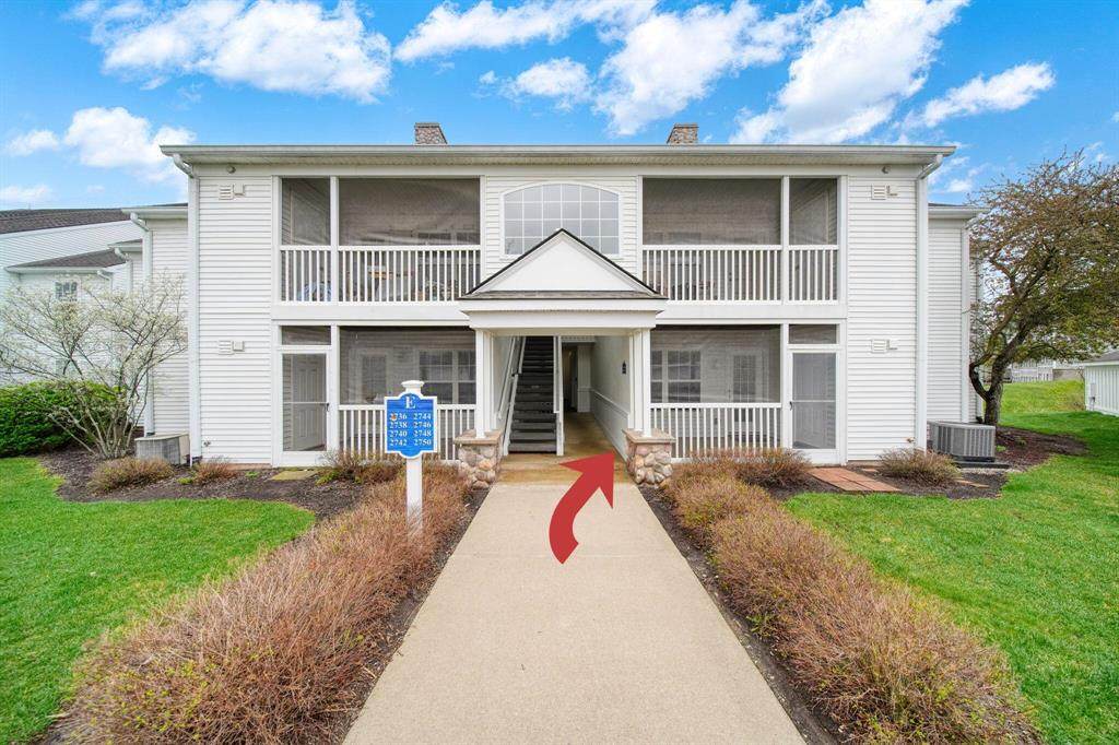 2738 Knightsbridge Circle - Photo 1