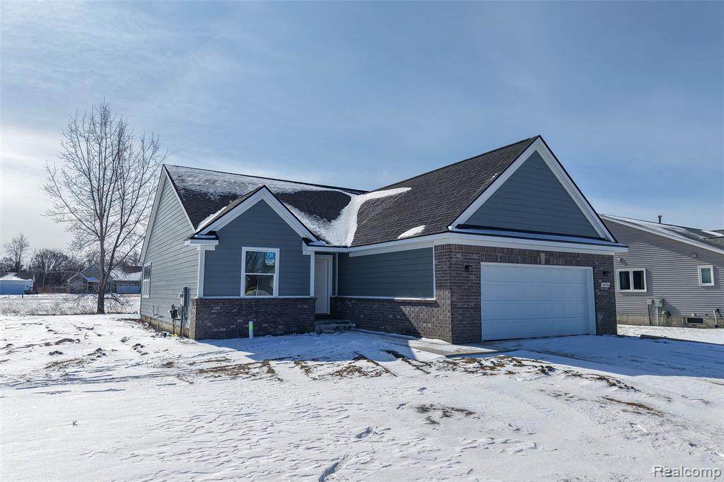 10190 Hunt Drive - Photo 1