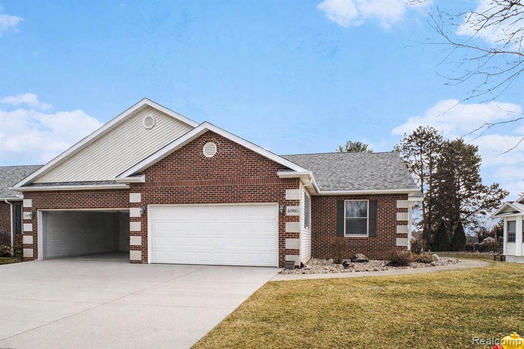 4086 Squire Hill Drive - Photo 1