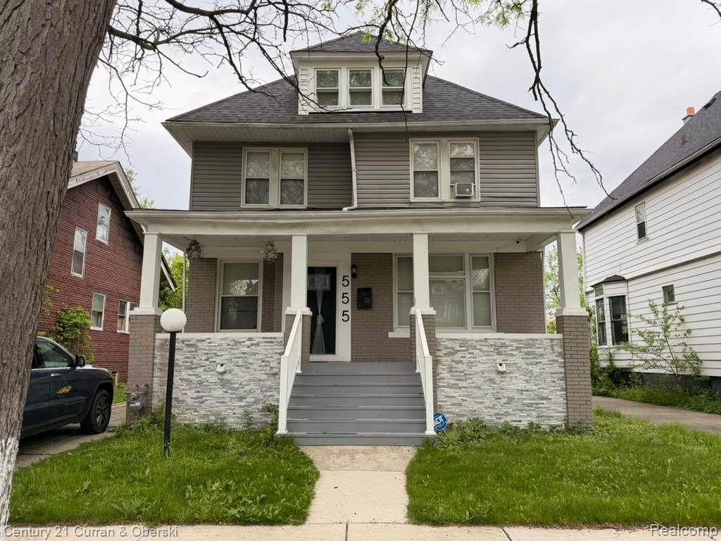 555 Josephine Street - Photo 1