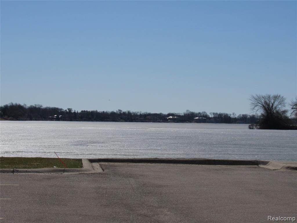 https://bt-photos.global.ssl.fastly.net/michigan/orig_boomver_2_652382727-2.jpg