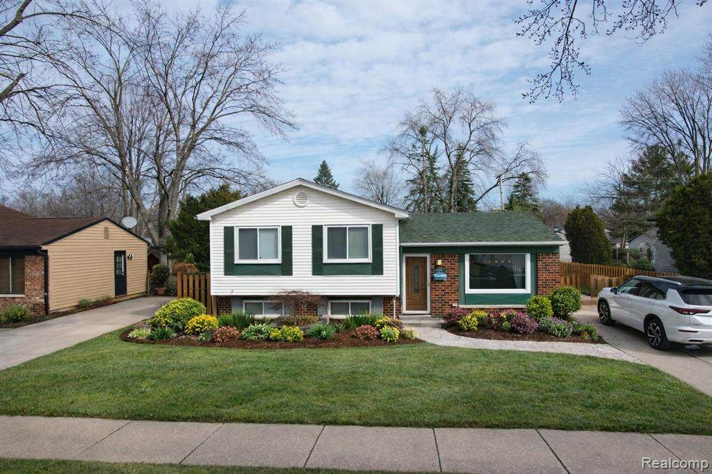 15777 Harrison - Photo 1