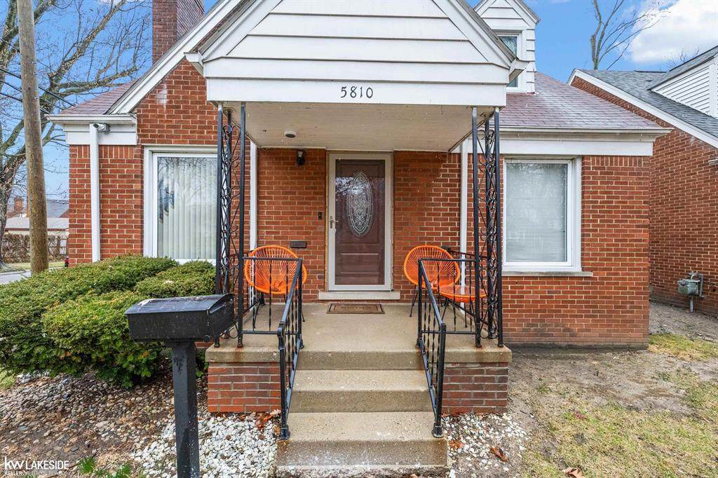 5810 Yorkshire Drive - Photo 1