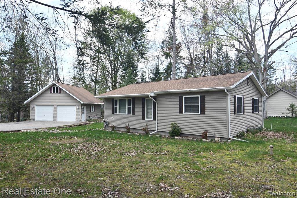 4284 Norway Road - Photo 1