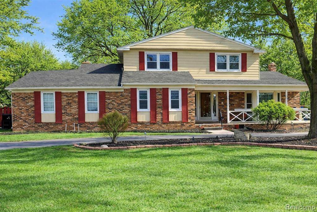 28746 Ramblewood Drive - Photo 1