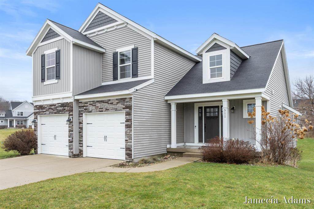 511 Ivy Grove South Grove - Photo 1